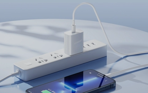  45W CB FCC CE Built-in Retractable USB-C Travel-Friendly GaN Charger