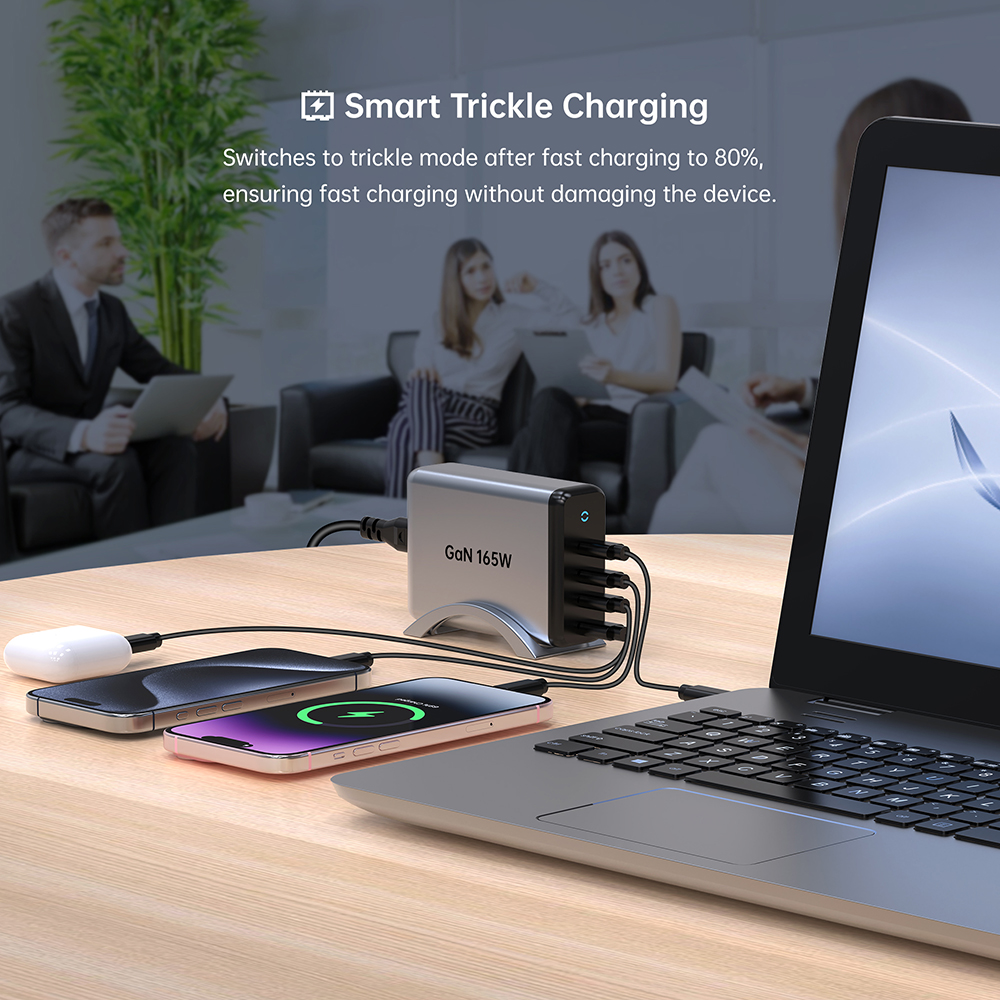 165W 4C Portable Laptop Mobile Phone 4 Port USB C Multiport Charger
