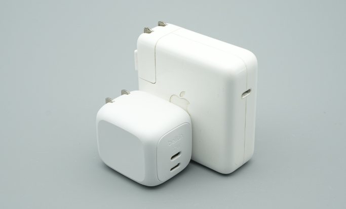 Belkin 67W GaN Charger Teardown: Compact Powerhouse with Dual USB-C Ports