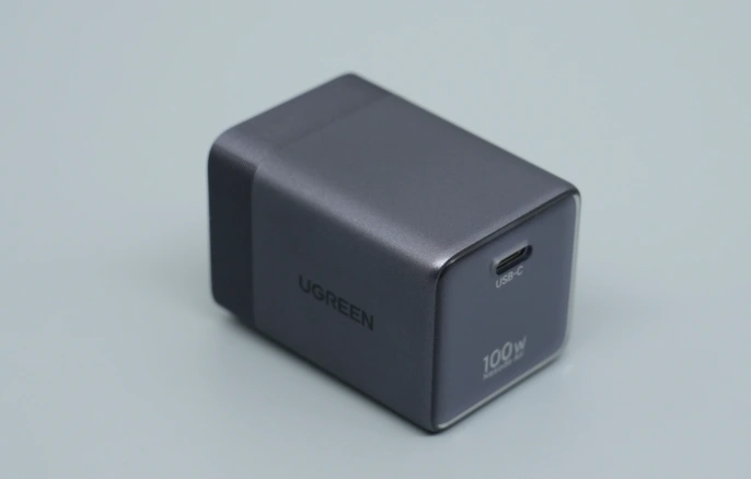 UGREEN Nexode Air 100W USB-C GaN Charger Teardown: Compact Design and Advanced GaN Technology
