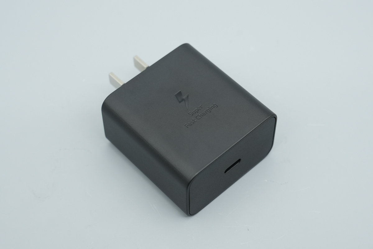 Samsung 60W Zero Standby Power GaN Charger (EP-T6010) Full Review & Teardown Samsung 60W Zero Standby Power GaN Charger (EP-T6010) Full Review & Teardown