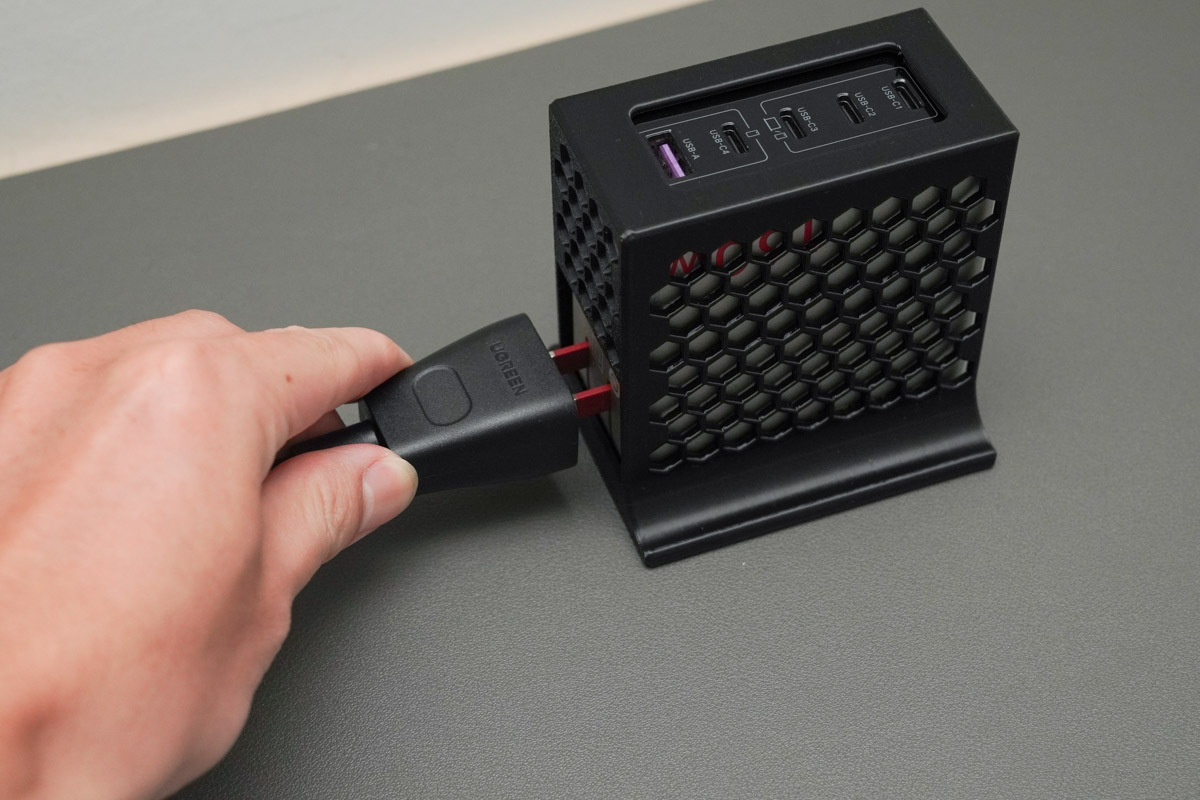 Honeycomb Cooling & Perfect Fit: UGREEN 160W Charger DIY Stand Review