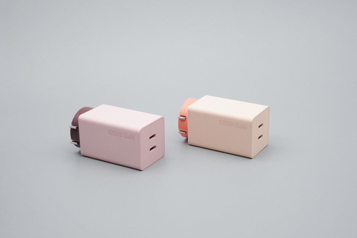 OPPO 120W Mini Square Bottle Dual USB-C GaN Charger Review: 1.64W/cm³ Ultra-High Density